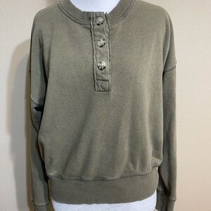 American Eagle Women’s Olive Green Sweater small